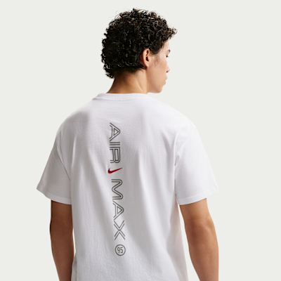 Nike Sportswear T-Shirt. Nike JP